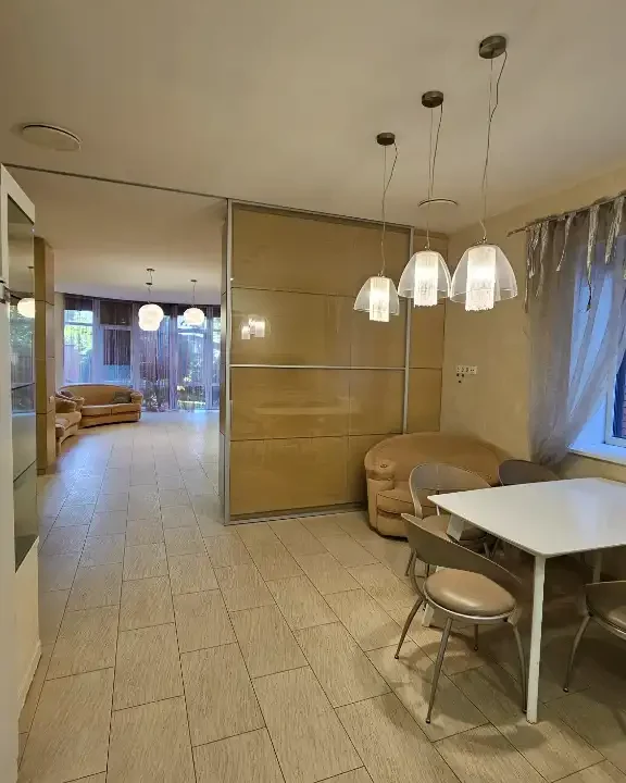 93f8b397-4234-4d7f-8e3d-06daf7d5efc8