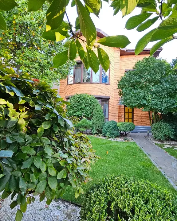 d2345600-7607-434e-9c0b-0b968a8b5f84